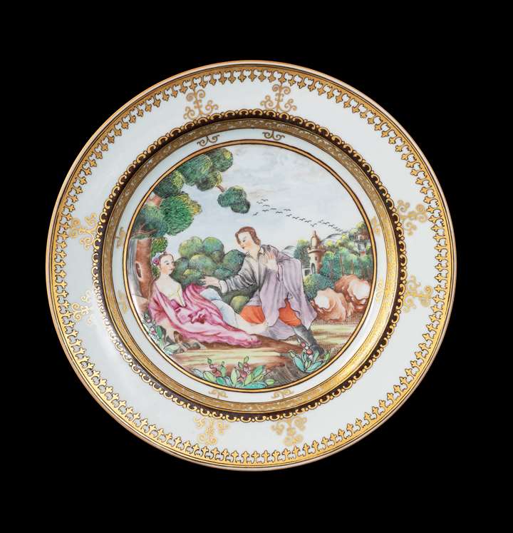 Chinese export porcelain dinner plate with European subject
